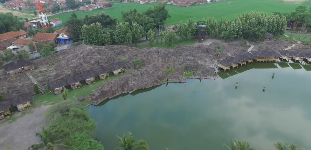Kampung Batu Malakasari Ecopark Bandung