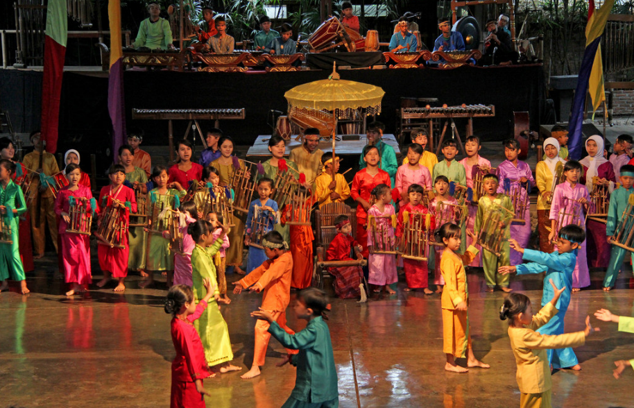 saung angklung udjo bandung